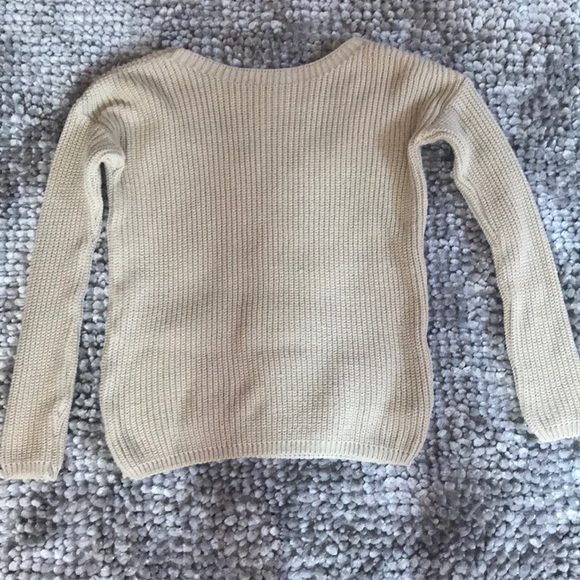V neck sweater - Picture 2 of 2